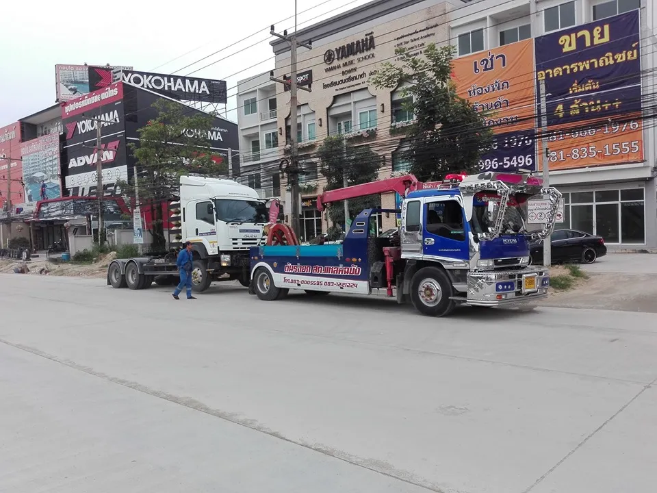 รถยก รถสไลด์ ชลบุรีใกล้ฉัน